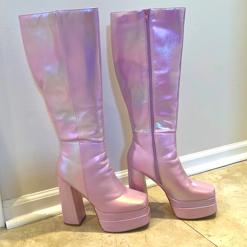 Trendy Knee-High Mermaid Holographic Platform Boots